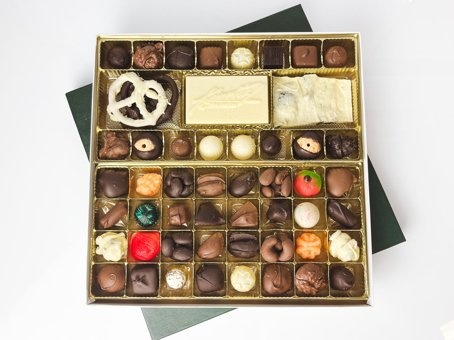 77 Piece  Deluxe Assortment