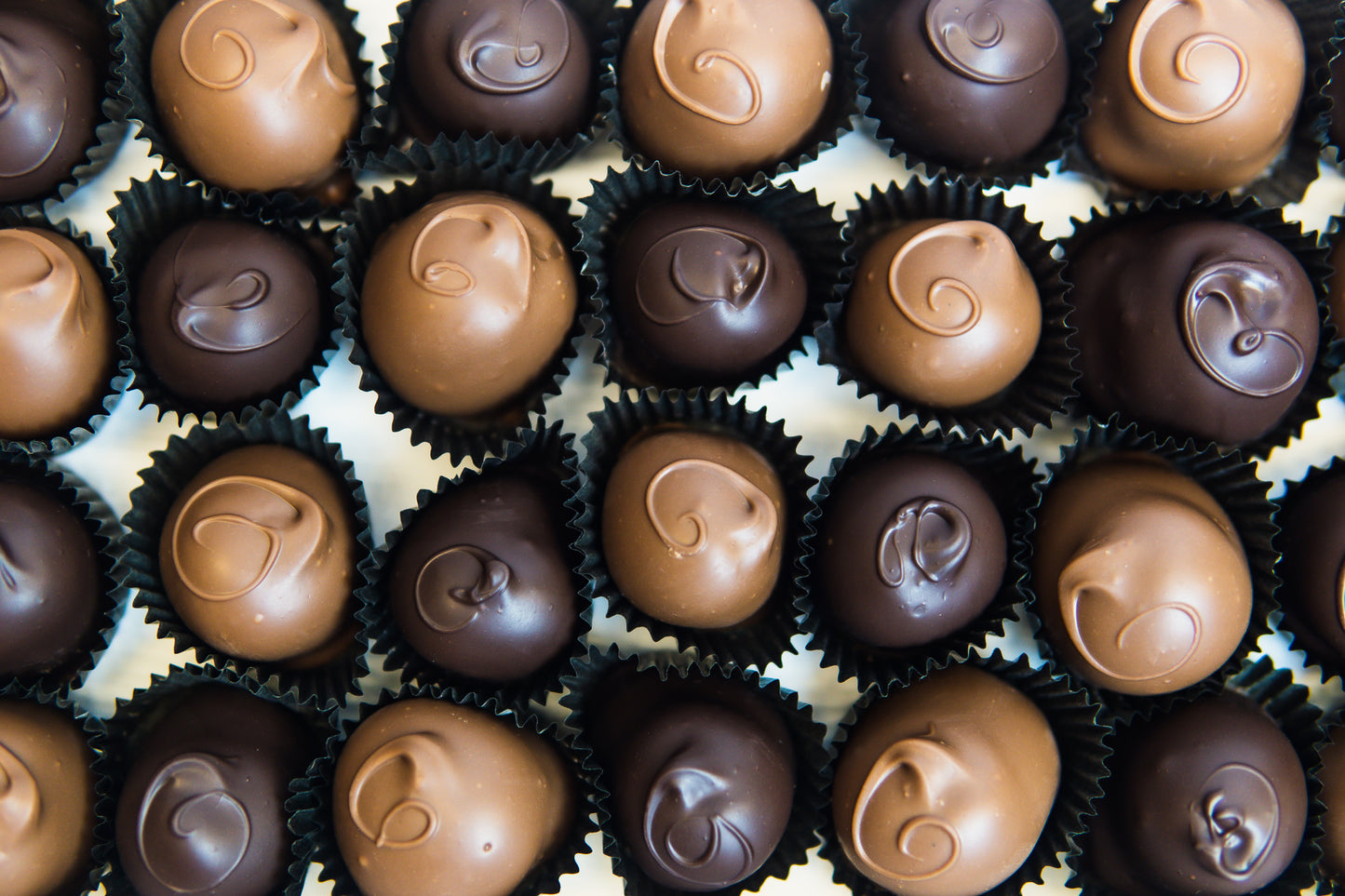 15 Piece Cherry Cordial