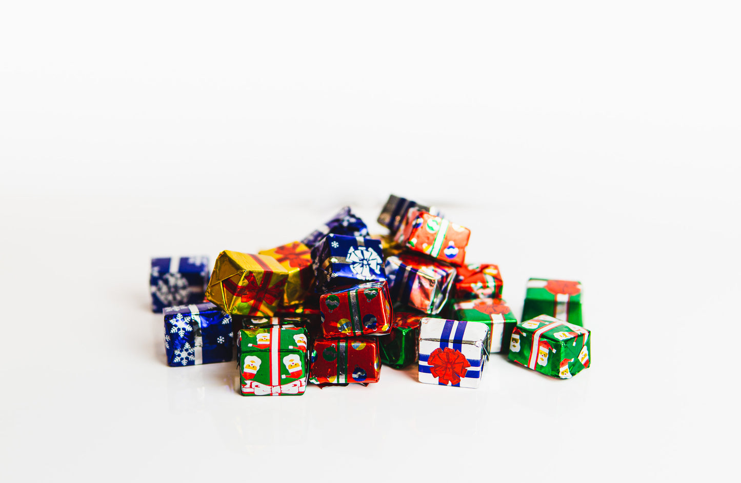 Miniature Foiled Presents 8oz