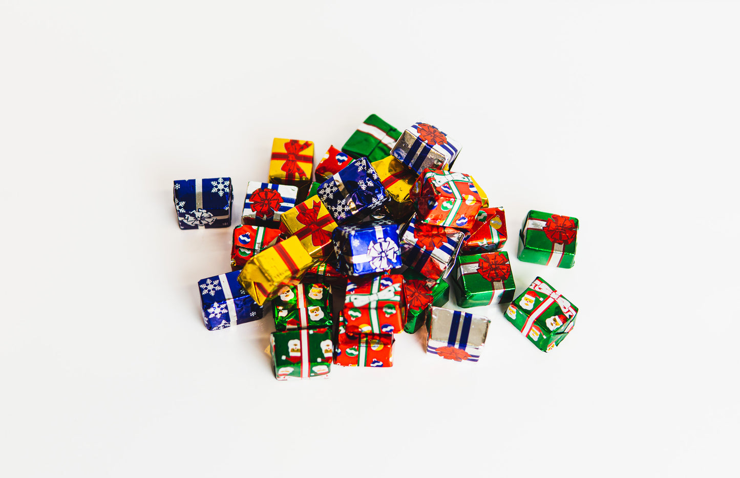 Miniature Foiled Presents 8oz